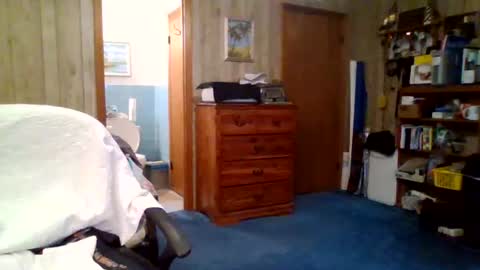 SXECPL55 at G mail Dot Com online show from 12/22/25, 01:08