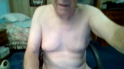 Snapshot of maturecouple1954 chatting on 04/25/26, 11:13 SXECPL55 at G mail Dot Com online show from 04/25/26, 11:13