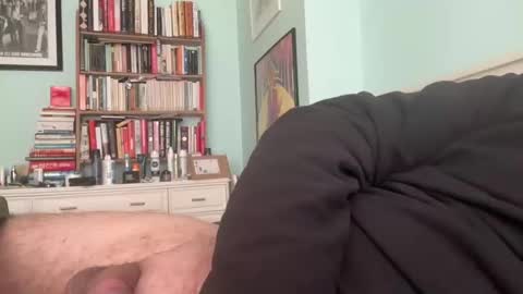 Snapshot of maturehairyrealman chatting on 02/17/25, 12:16 Daddy online show from 02/17/25, 12:16