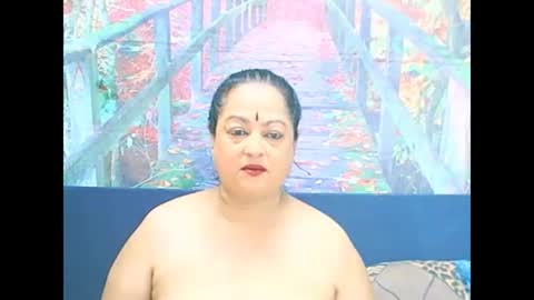 Snapshot of matureindian654u chatting on 02/19/26, 09:05 matureindian654u online show from 02/19/26, 09:05