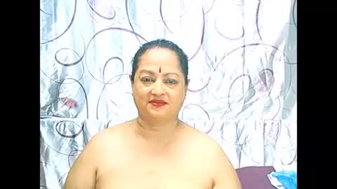 Snapshot of matureindian654u chatting on 03/04/26, 06:14 matureindian654u online show from 03/04/26, 06:14