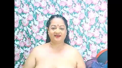 Snapshot of matureindian654u chatting on 07/09/26, 02:21 matureindian654u online show from 07/09/26, 02:21