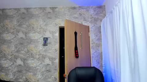 Snapshot of maturepure_ chatting on 05/26/26, 10:06 maturepure_ online show from 05/26/26, 10:06