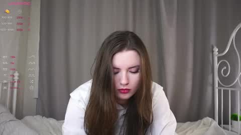 Lily online show from 02/09/25, 04:40