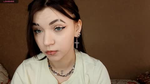 Mia online show from 02/11/26, 08:19