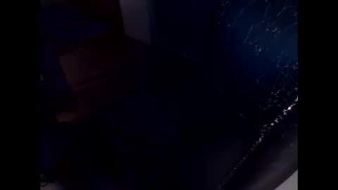 Snapshot of mauni1964 chatting on 10/17/25, 02:37 mauni1964 online show from 10/17/25, 02:37