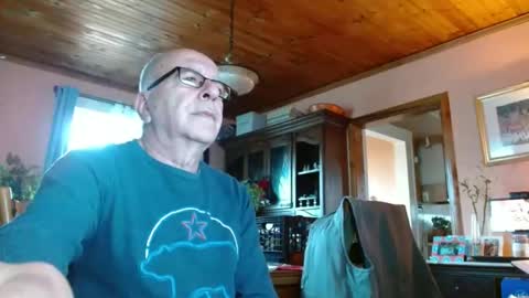 Maurice online show from 12/14/24, 01:59