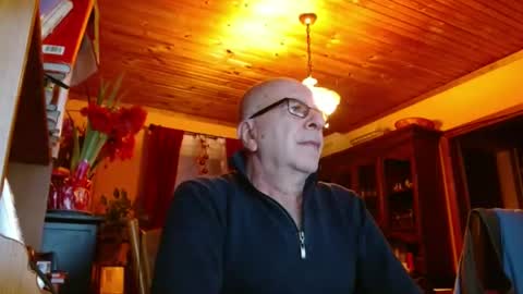 Maurice online show from 01/08/25, 10:16