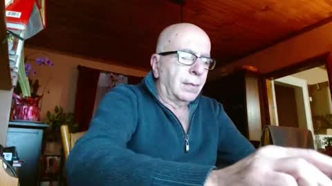 Maurice online show from 01/18/25, 11:33