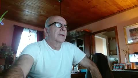Maurice online show from 02/10/25, 01:01