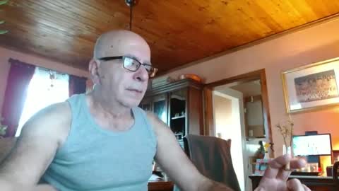 Maurice online show from 02/19/25, 12:55
