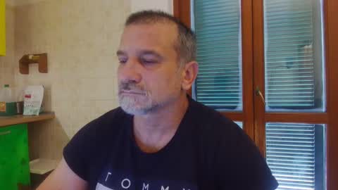 Snapshot of mauro1971 chatting on 10/10/25, 12:15 mauro1971 online show from 10/10/25, 12:15