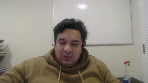 Snapshot of mauro656 chatting on 01/03/25, 09:05 mauro656 online show from 01/03/25, 09:05
