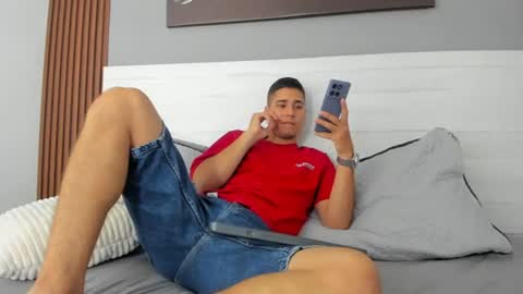 mauro_boy online show from 06/13/26, 07:56