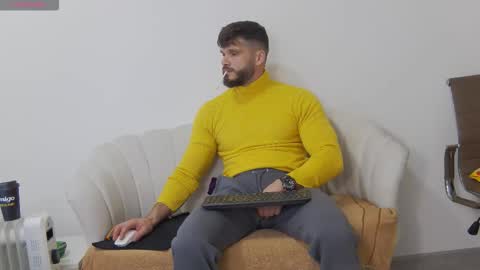 mauro_real_man online show from 11/12/25, 06:30