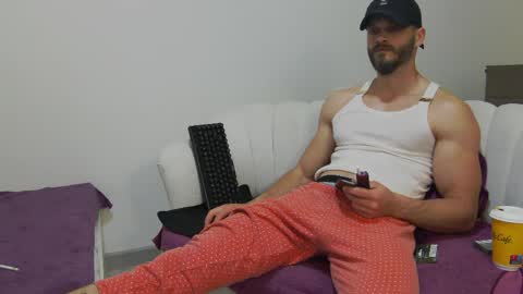 Snapshot of mauro_real_man chatting on 05/02/26, 06:35 mauro_real_man online show from 05/02/26, 06:35