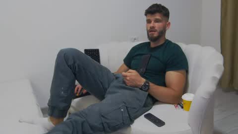 Snapshot of mauro_real_man chatting on 06/04/26, 06:14 mauro_real_man online show from 06/04/26, 06:14