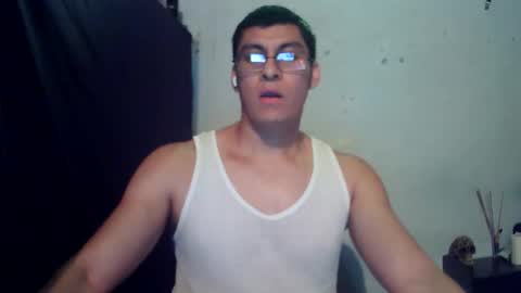 Snapshot of maurodirty chatting on 06/10/26, 06:12 Mauro online show from 06/10/26, 06:12