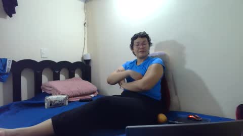mauroluxandra online show from 05/25/26, 02:34