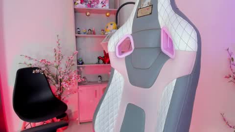 Mavi online show from 02/25/26, 07:01