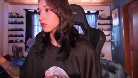 Snapshot of mavis_fuentes chatting on 12/08/24, 09:19 Hilary online show from 12/08/24, 09:19