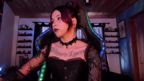 Snapshot of mavis_fuentes chatting on 01/31/25, 10:31 Hilary online show from 01/31/25, 10:31