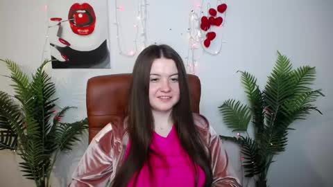Snapshot of mavkacute chatting on 05/19/26, 01:56 MavkaCute online show from 05/19/26, 01:56