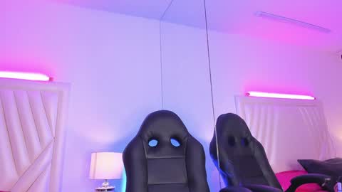 Mavy  online show from 01/28/25, 03:04