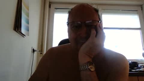 maw2001 online show from 11/03/25, 06:58