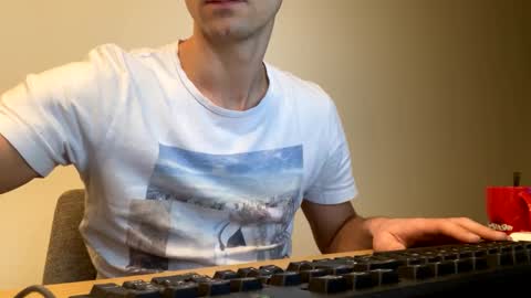 max681334 online show from 01/16/25, 04:28