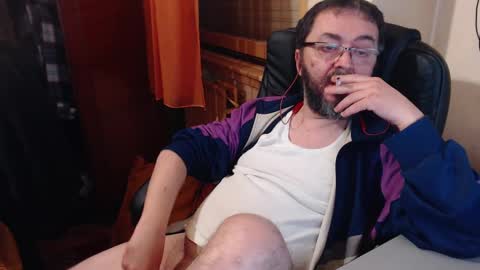 Max online show from 12/01/24, 09:26