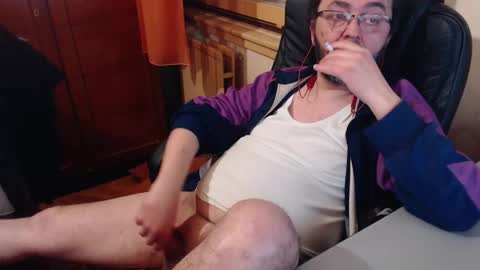 Max online show from 01/04/25, 02:35