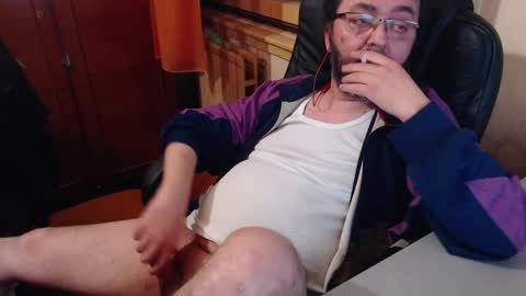 Max online show from 01/05/25, 08:52