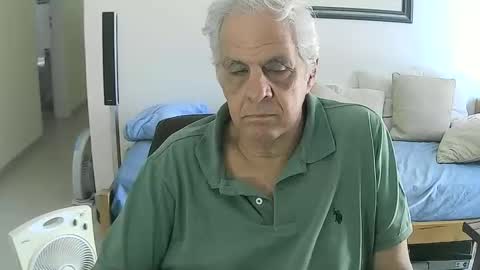 max_2017 online show from 12/22/25, 07:00