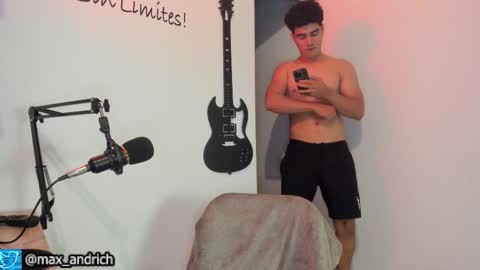 Max... online show from 03/06/26, 02:52