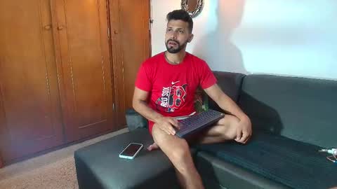 Max  Ashley online show from 12/18/25, 01:39