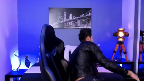 Max Conor online show from 09/16/25, 12:06