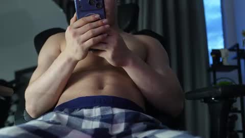 Snapshot of max_cortes1_ chatting on 07/05/26, 11:34 60 OFF ON MY OF ONLY FOR TODAY online show from 07/05/26, 11:34