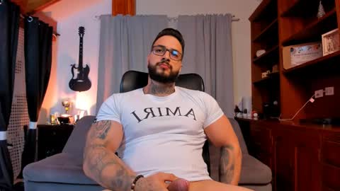 Snapshot of max_dic1 chatting on 03/04/25, 01:34 max D. online show from 03/04/25, 01:34