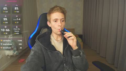 Snapshot of max_gen chatting on 12/21/24, 03:58 Max Gen with tats 24years  And Ethan without tats 20 years online show from 12/21/24, 03:58