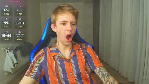 Snapshot of max_gen chatting on 12/24/24, 11:11 Max Gen with tats 24years  And Ethan without tats 20 years online show from 12/24/24, 11:11