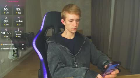 Snapshot of max_gen chatting on 12/28/24, 02:53 Max Gen with tats 24years  And Ethan without tats 20 years online show from 12/28/24, 02:53