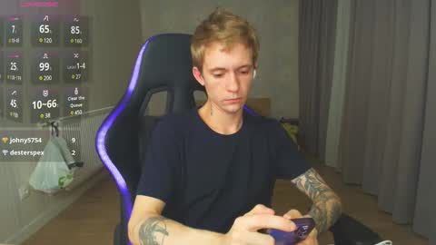 Snapshot of max_gen chatting on 12/29/24, 03:57 Max Gen with tats 24years  And Ethan without tats 20 years online show from 12/29/24, 03:57
