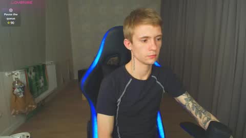 Snapshot of max_gen chatting on 01/13/25, 05:55 Max Gen with tats 24years  And Ethan without tats 20 years online show from 01/13/25, 05:55