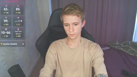 Snapshot of max_gen chatting on 01/19/25, 12:17 Max Gen with tats 24years  And Ethan without tats 20 years online show from 01/19/25, 12:17