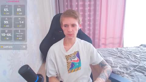 Snapshot of max_gen chatting on 01/21/25, 12:07 Max Gen with tats 24years  And Ethan without tats 20 years online show from 01/21/25, 12:07