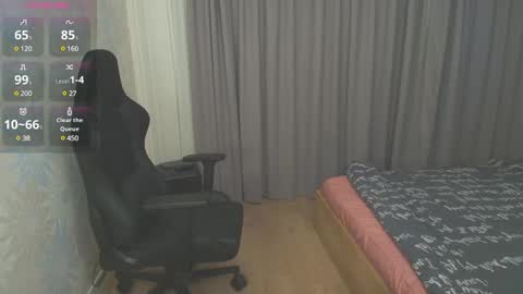 Snapshot of max_gen chatting on 02/02/25, 11:00 Max Gen with tats 24years  And Ethan without tats 20 years online show from 02/02/25, 11:00