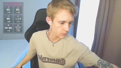 Snapshot of max_gen chatting on 03/01/25, 02:13 Max Gen with tats 24years  And Ethan without tats 20 years online show from 03/01/25, 02:13