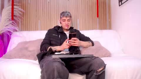 Max online show from 03/02/26, 02:47