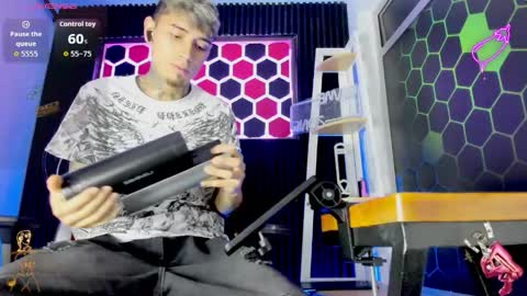 Max online show from 04/03/26, 03:04